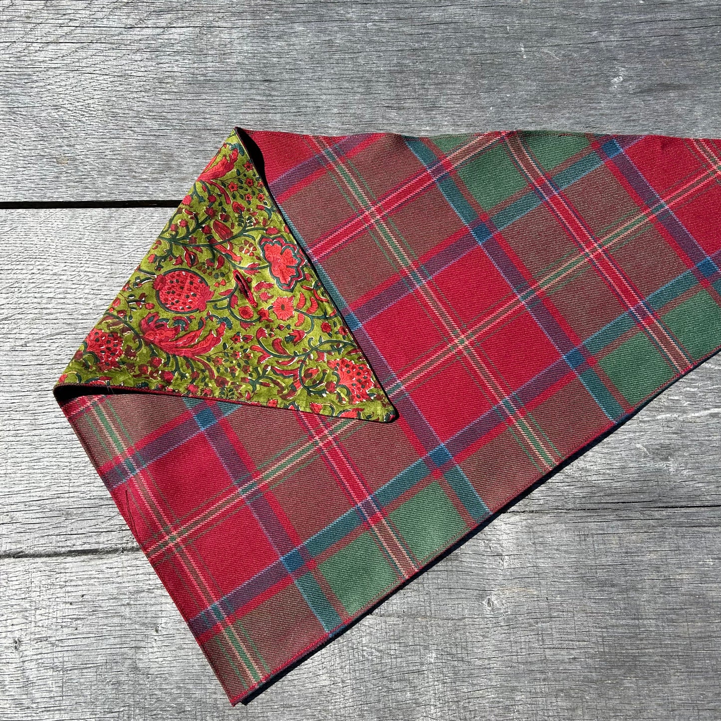 Macdonald Scout scarf