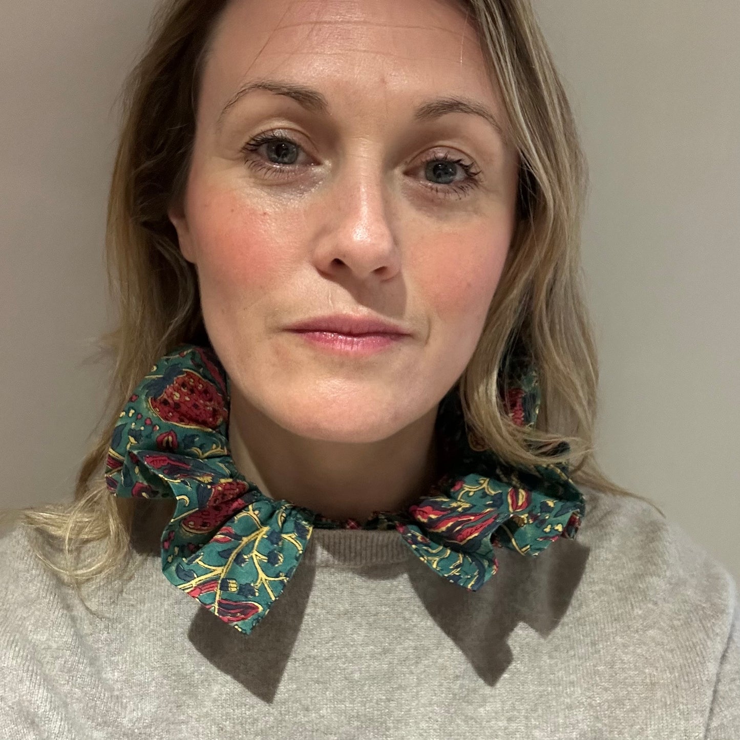 Frilly collar - Drummond teal