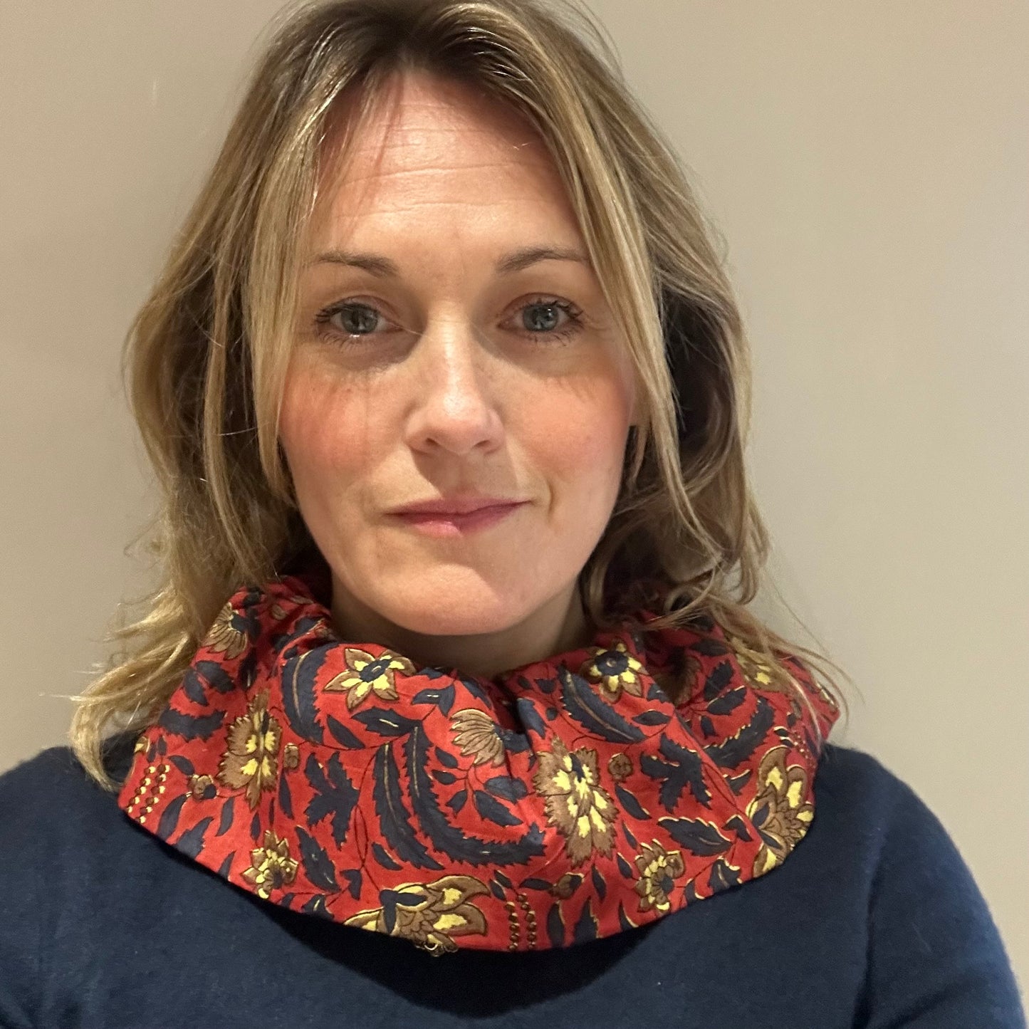 Frilly collar - Forfar red