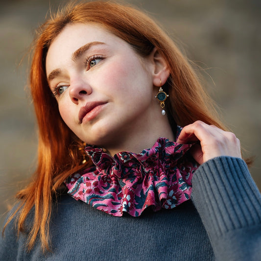 Frilly collar - Lindsay pink